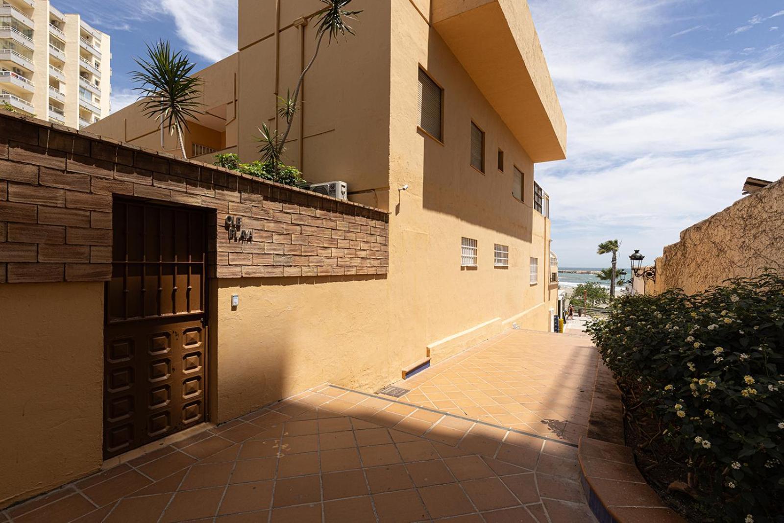 008 Plaza Ole Beachfront With Sea Views And Access Apartment *
