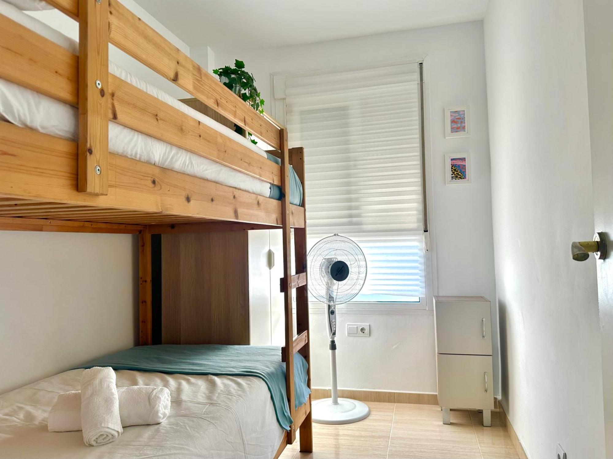 First Line Sea Views With Pool And Free Parking Appartement Benalmádena
