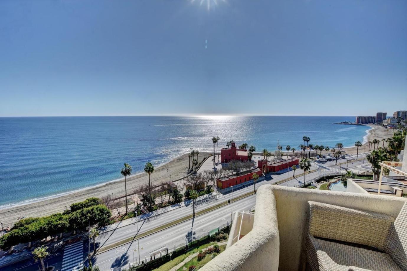Apartamento Deluxe Large Sea Views Benalbeach
