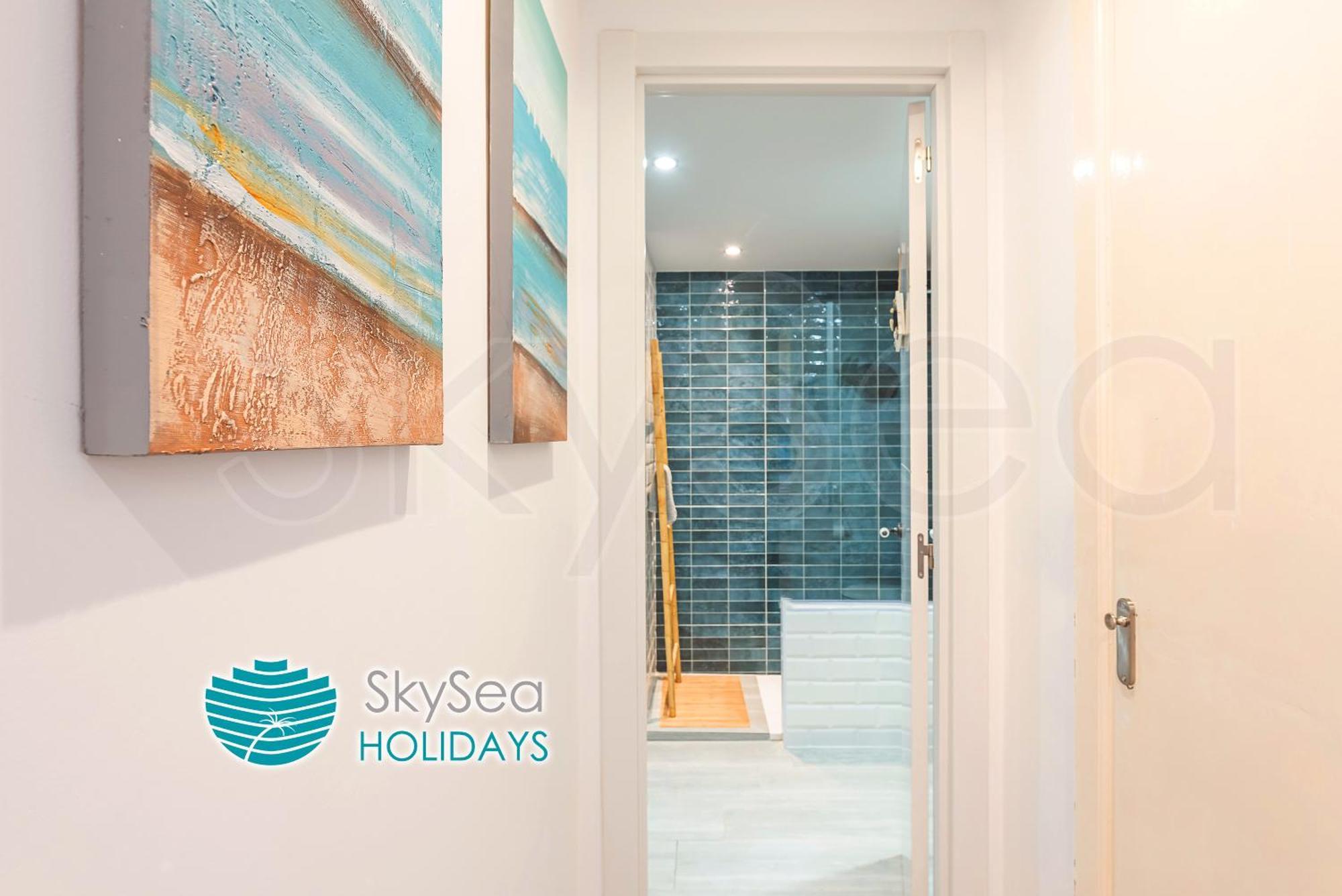 Skysea Holidays Europark Apartment *