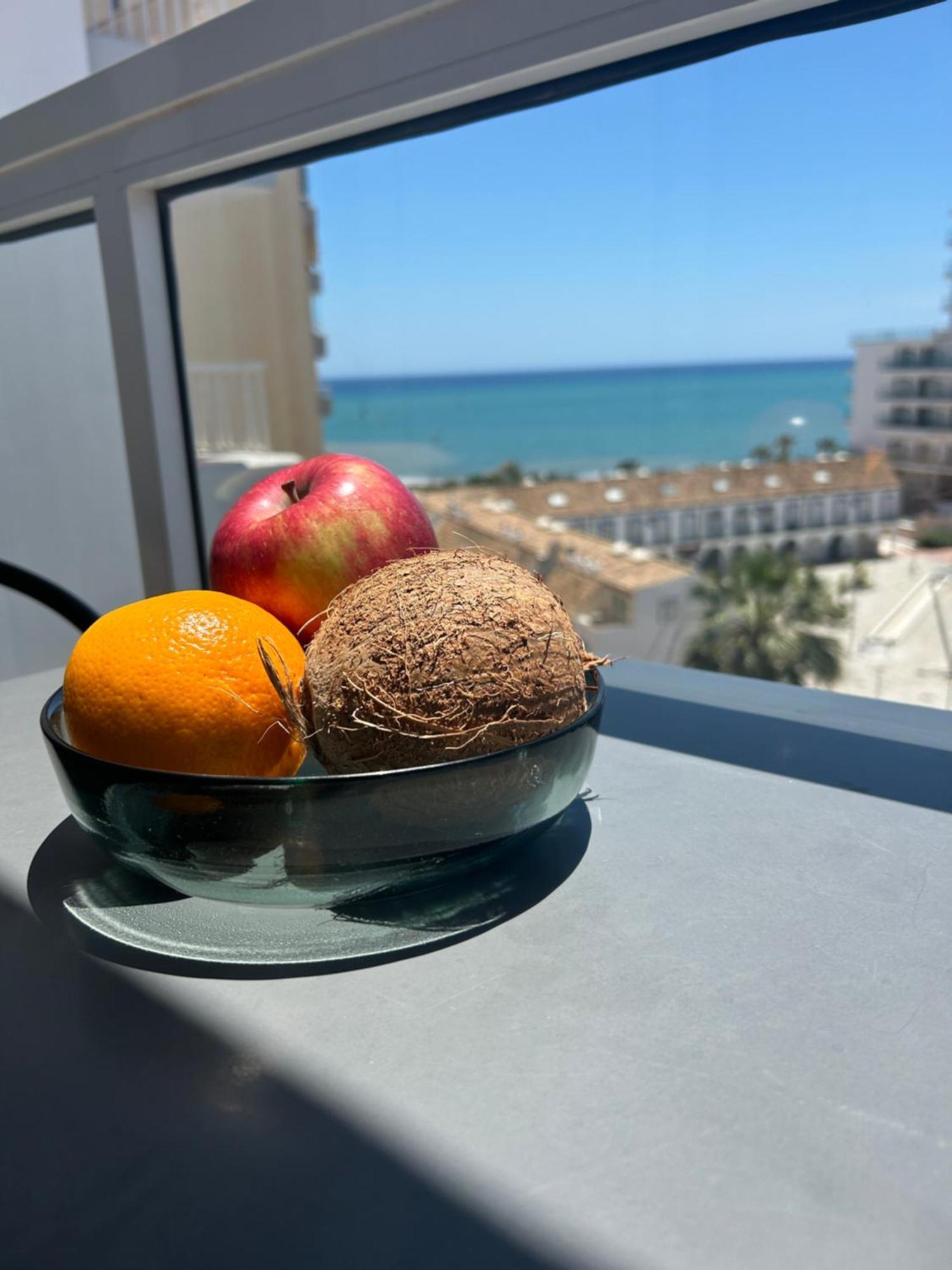 Apartment Diana - Terrace And Pool - 80m From The Benalmádena