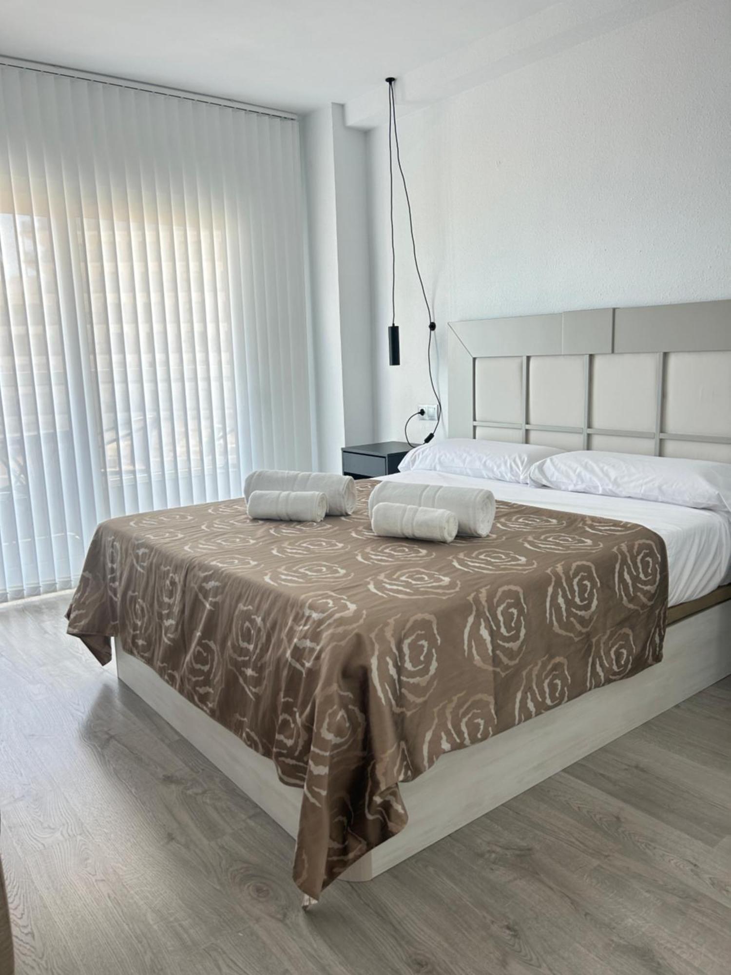 Diana - Terrace And Pool - 80m From The Apartment Benalmádena