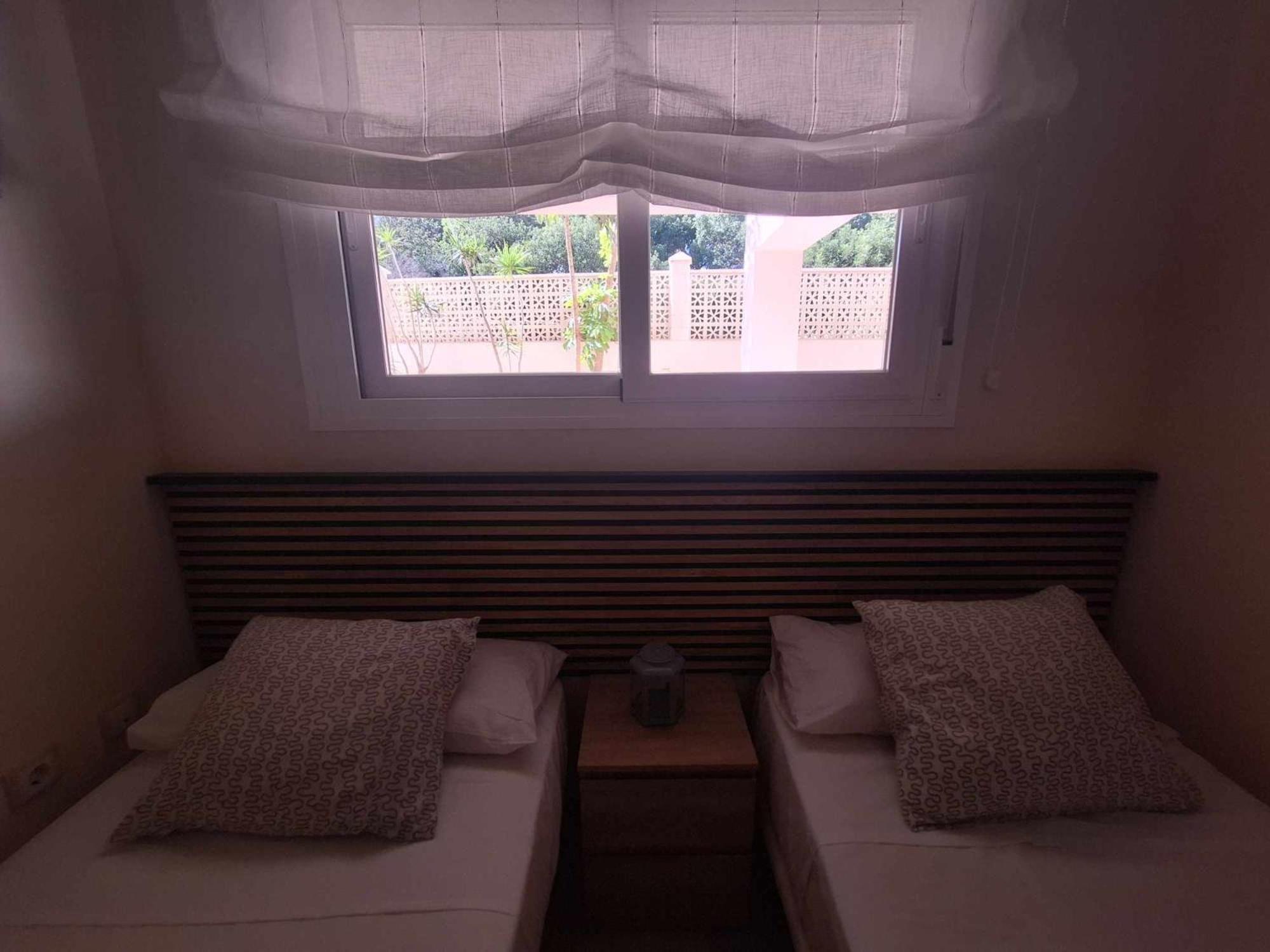 Vistsolmar -apartamentos Budha - Solo Familias ! Zona Tivoli Apartment