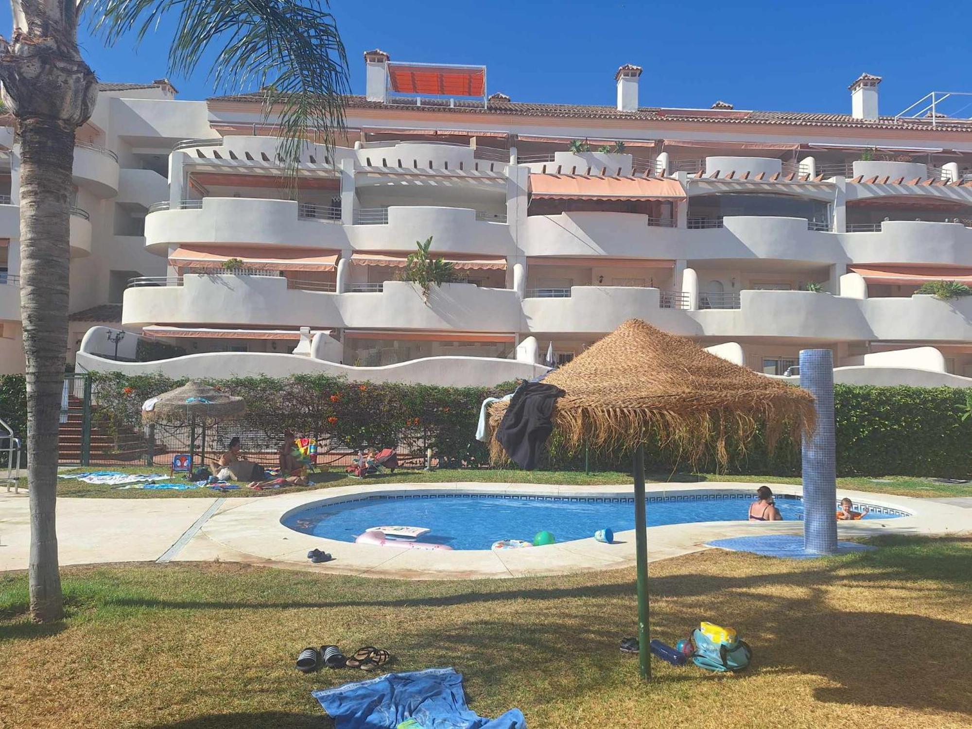 Vistsolmar -apartamentos Budha - Solo Familias ! Zona Tivoli Benalmadena