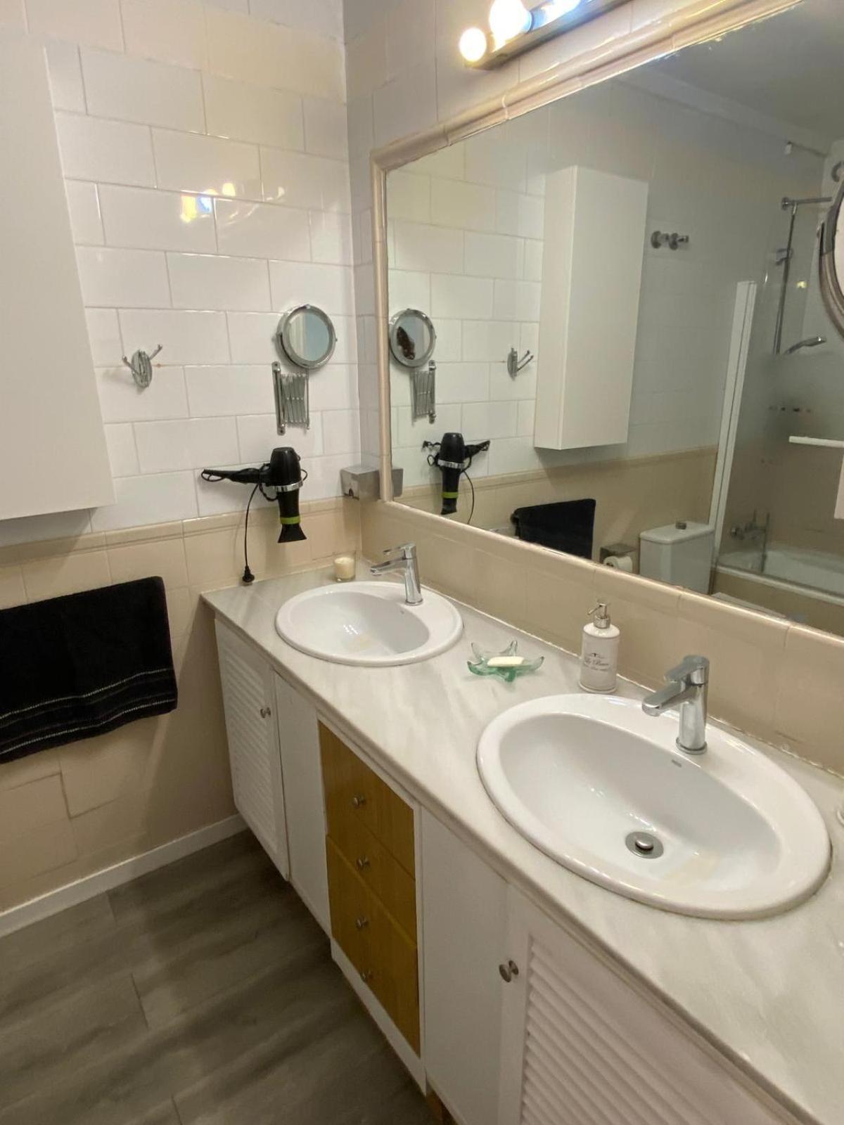 Apartment Tio Charles Village 55d