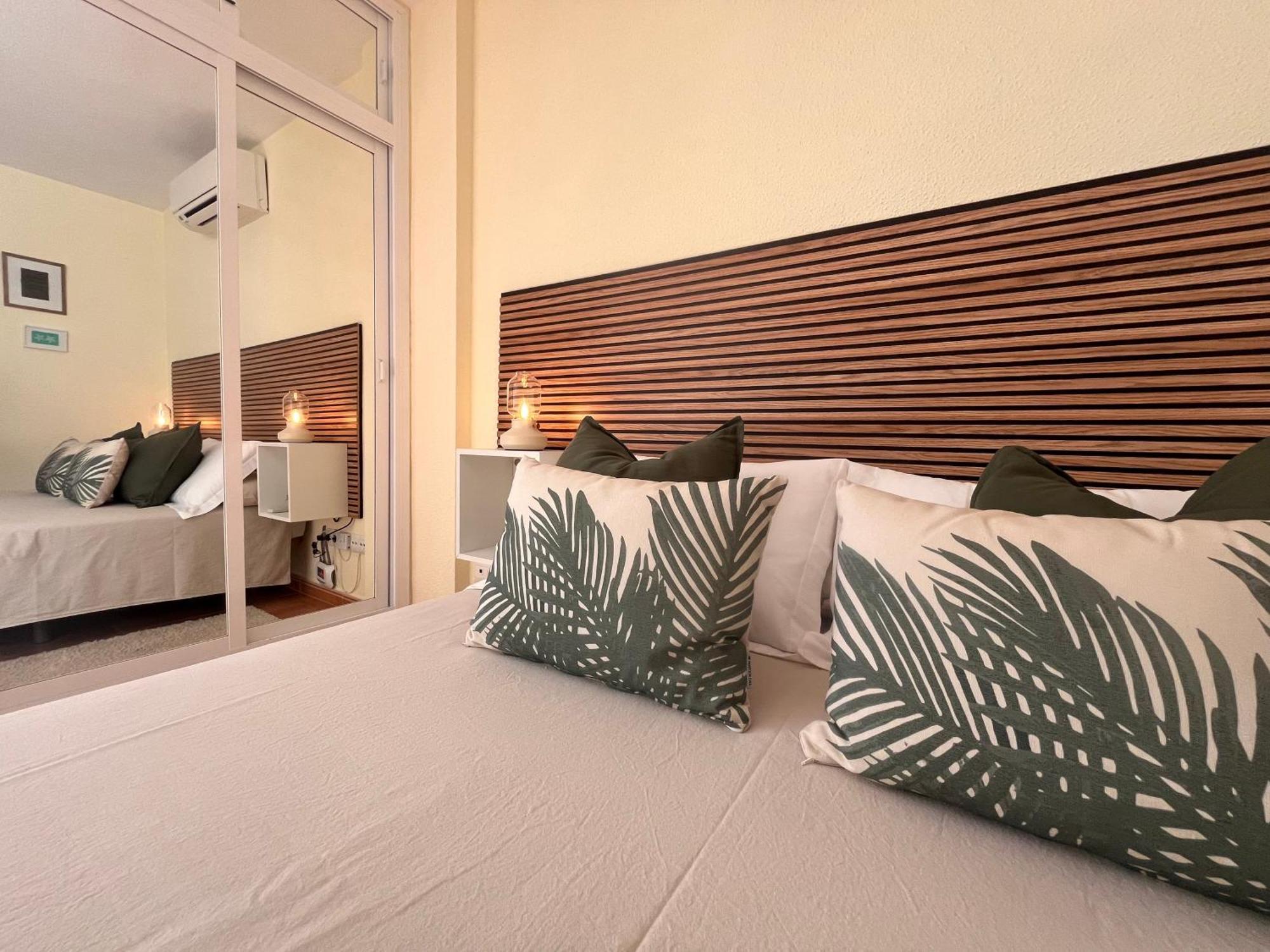 Coastal Feeling, Pools & Views Apt Agata Apartment *