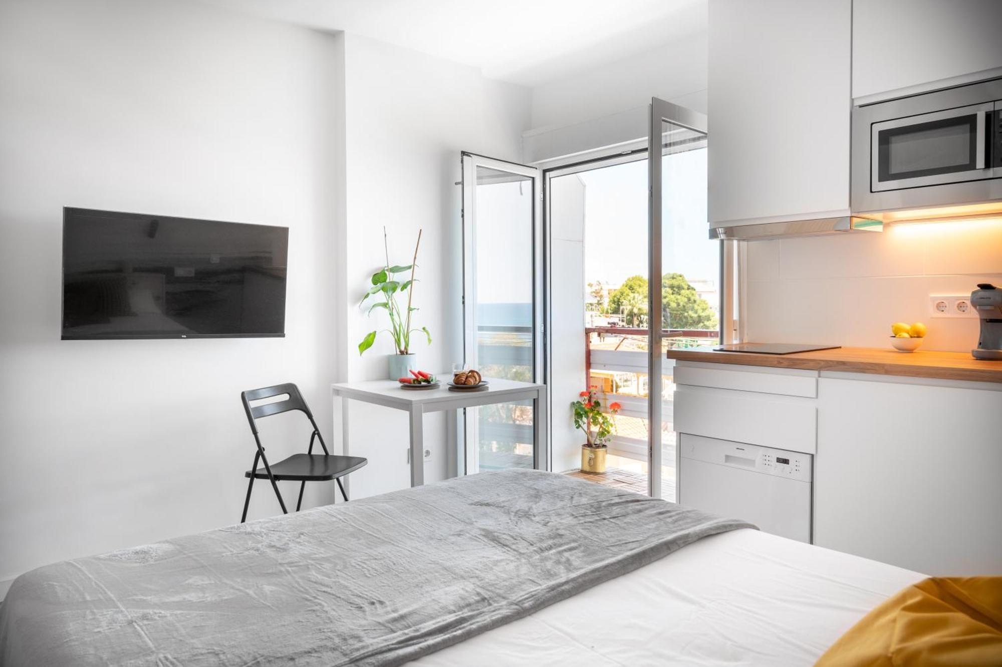 Modern Studio Naciones * Benalmadena