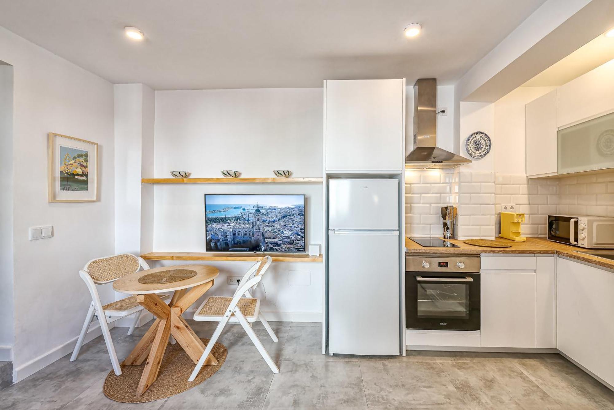 Lovely House In Peaceful Courtyard Apartment *