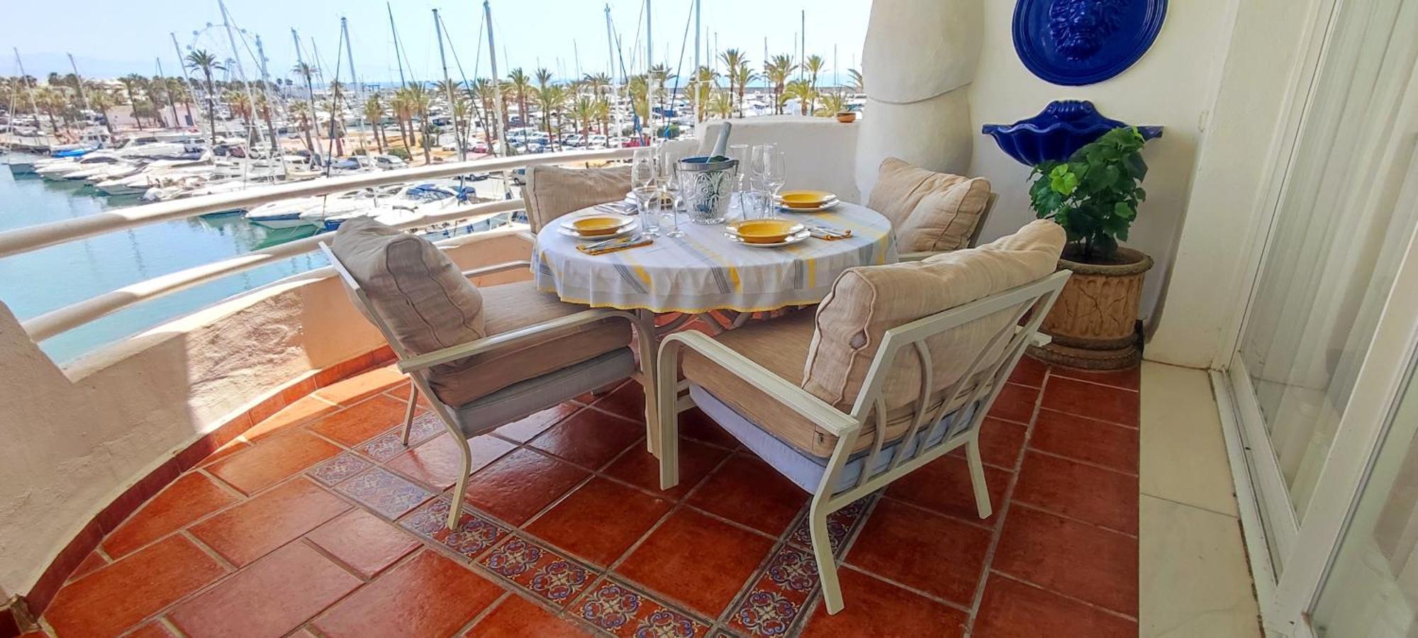 Apartment Holiday Puerto Marina - Costa Del Sol Real Estate