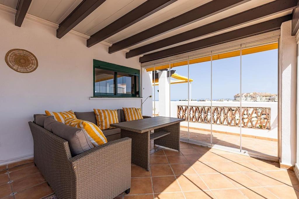 Apartment Spacious Penthouse With Spectacular Sea Views! Benalmádena
