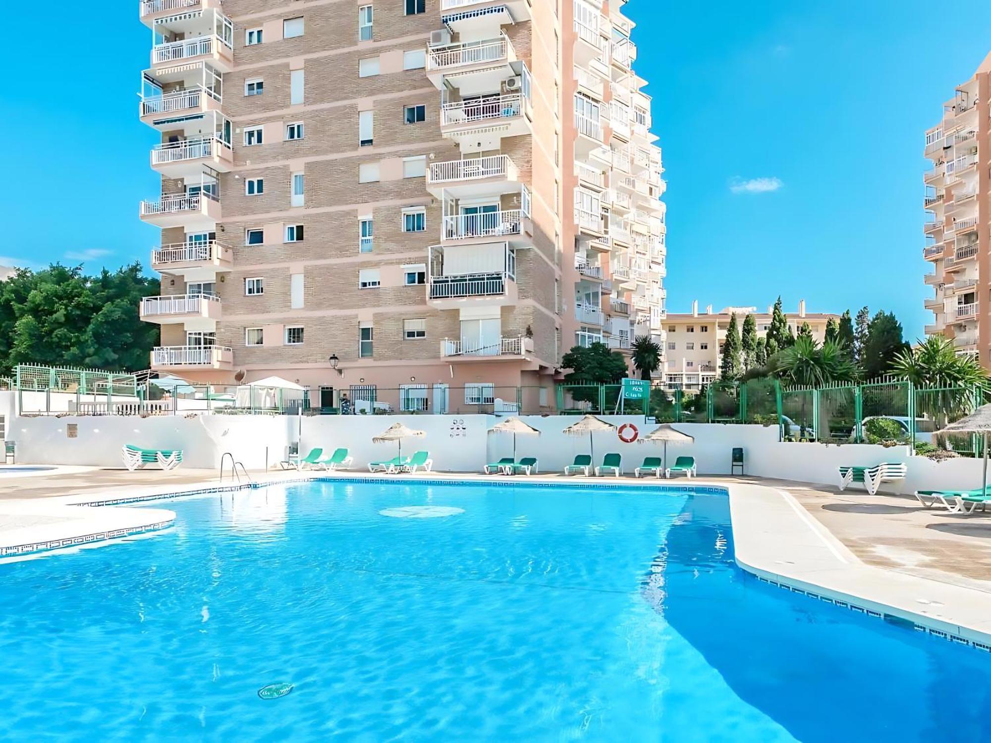 Apartment Bright & Cozy Acuario Beach&pool