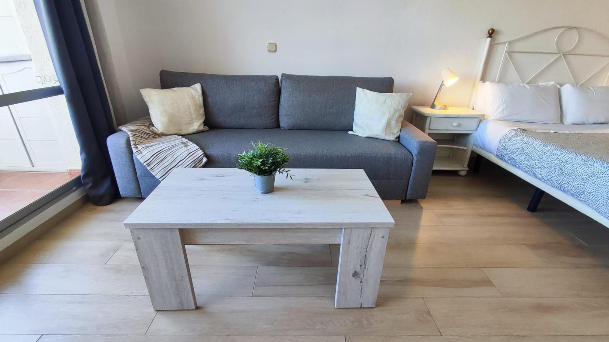 Apartment Benal Ii, Estudio Con Parque Acuatico Y Vistas Al Mar. Benalmadena