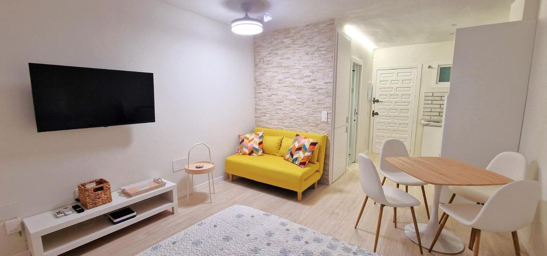 Apartment With Large Sunny Terrace *