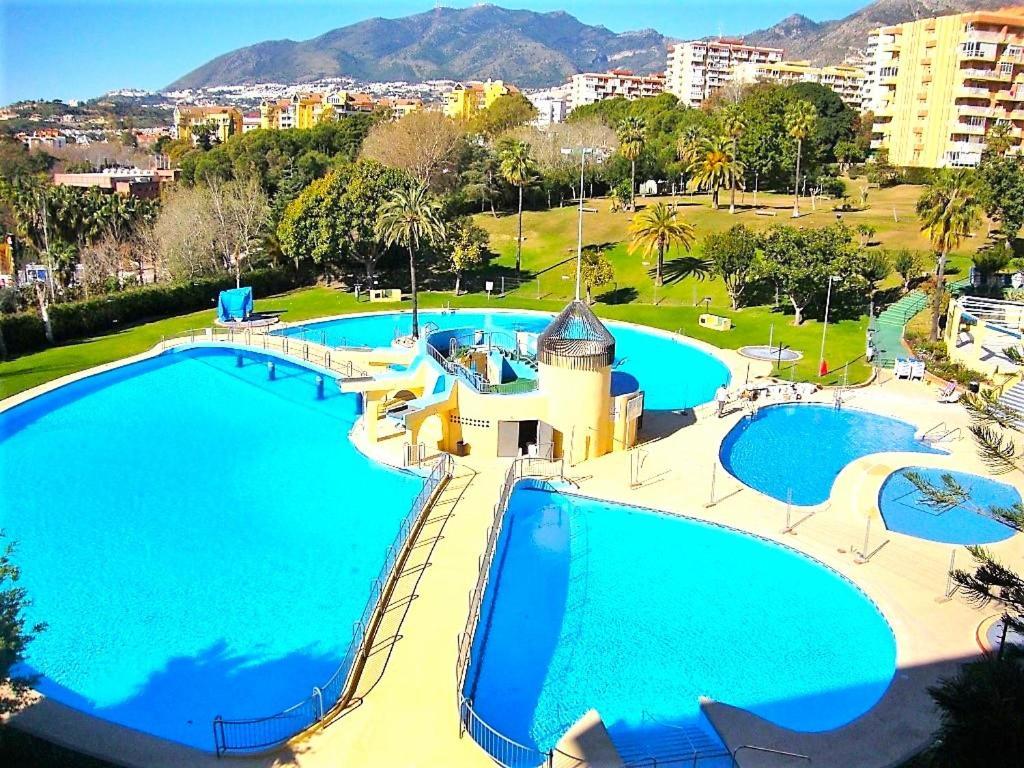 Apartment With Large Sunny Terrace Benalmadena