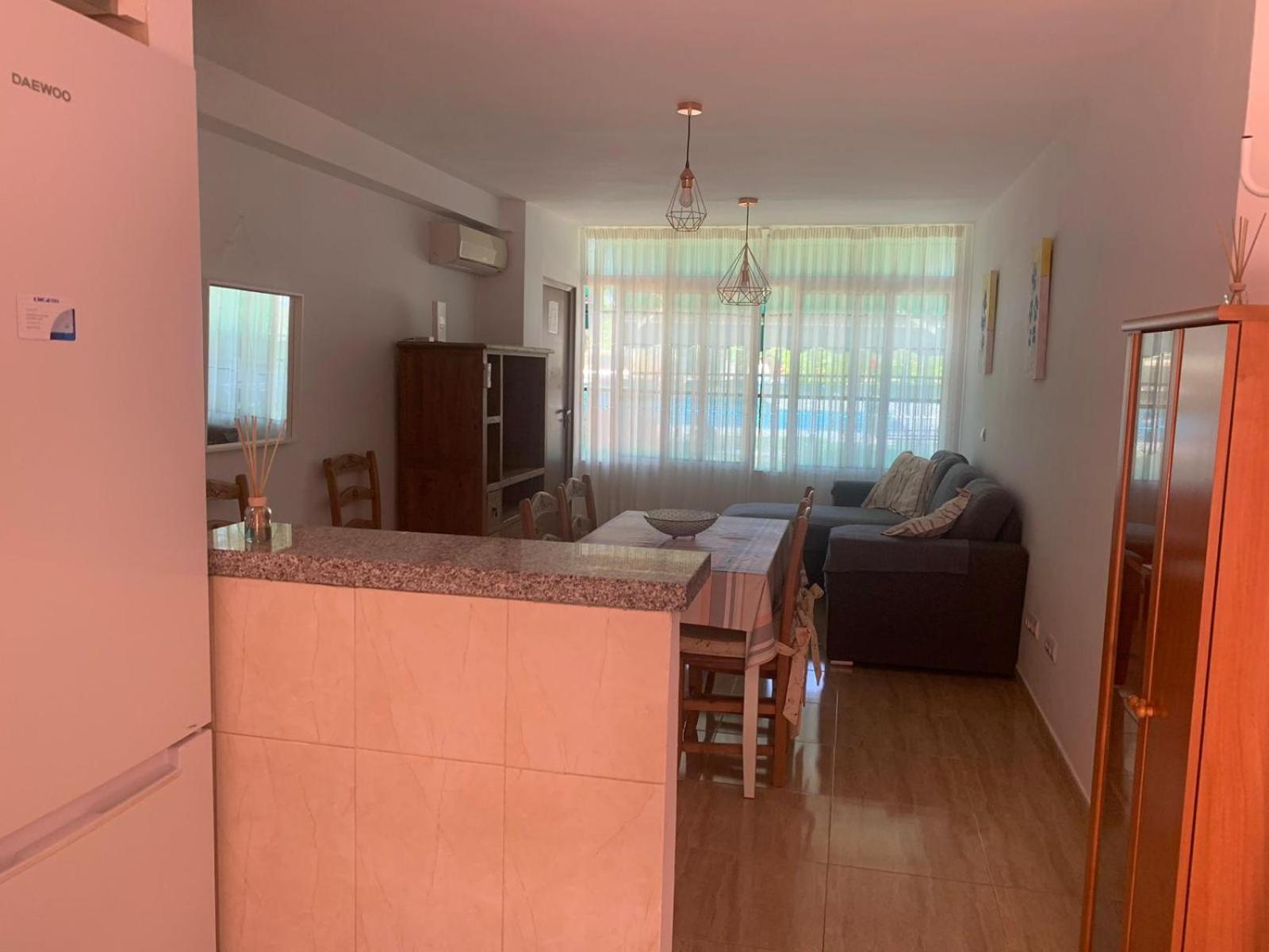 15 Avenida De La Telefonica Apartment