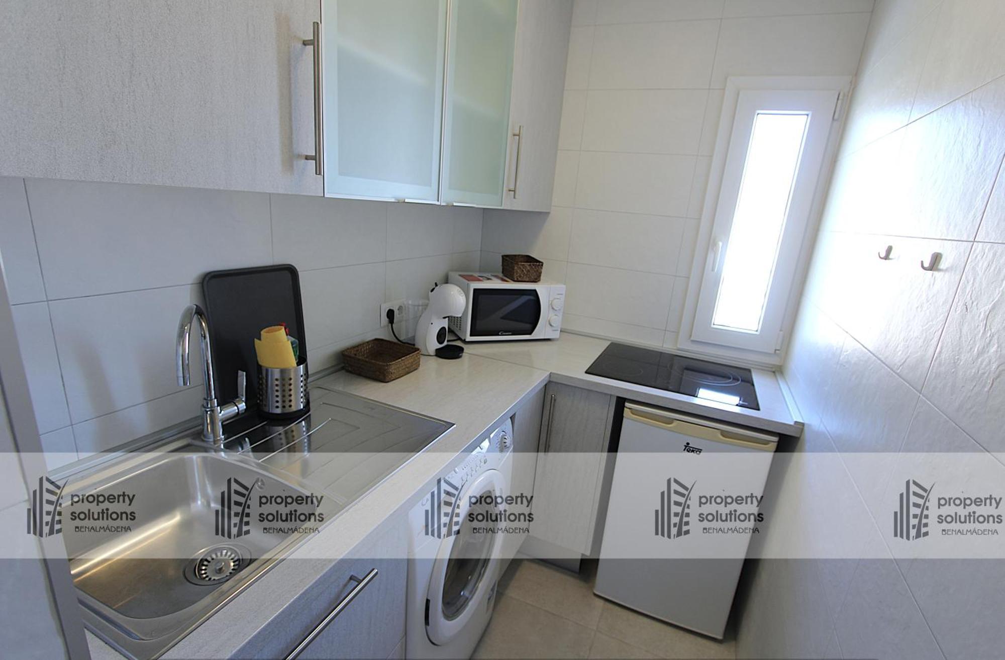 1017 Iris - Vista Al Mar - Cerca De Tren, Restaurantes Y Tiendas - Playa A 10 Minutos Caminando Apartment Benalmadena