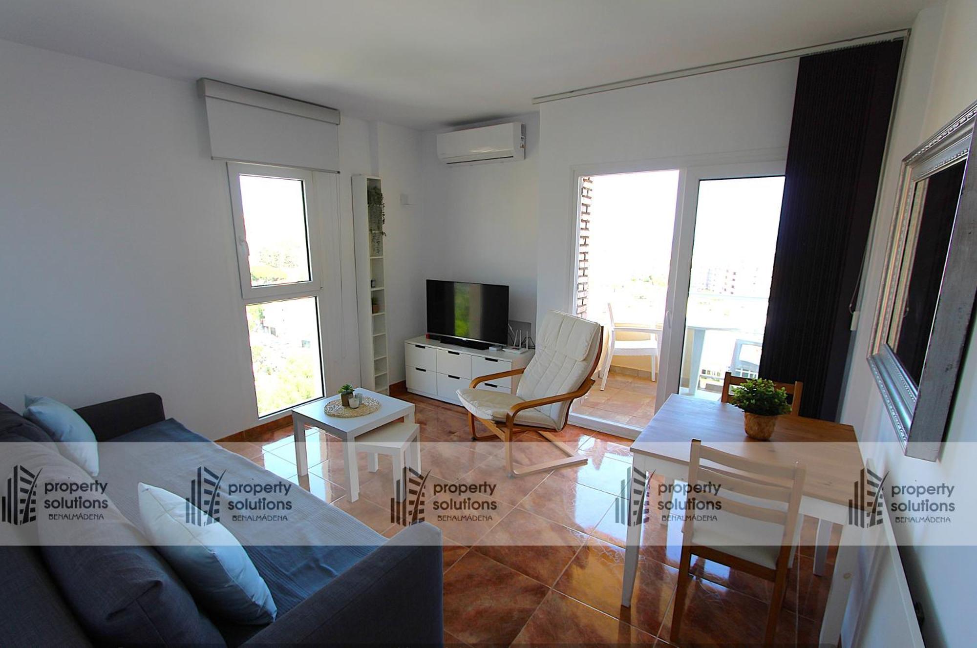 1017 Iris - Vista Al Mar - Cerca De Tren, Restaurantes Y Tiendas - Playa A 10 Minutos Caminando