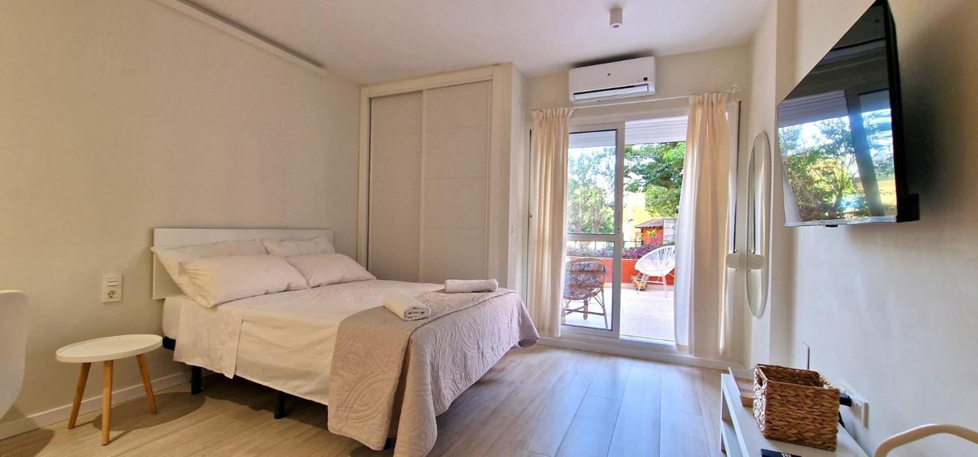 Apartment With Large Sunny Terrace *