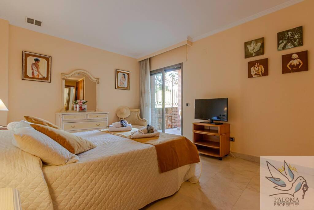 2 Bdr With Heated Pool & Jacuzzi Apartment Benalmadena