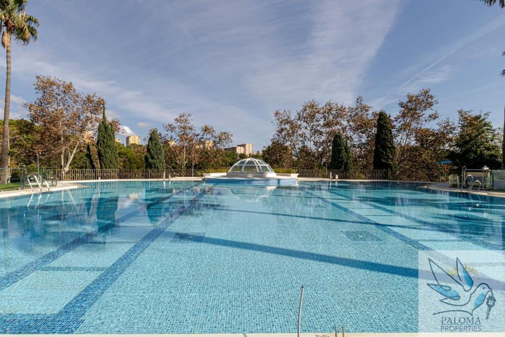 2 Bdr With Heated Pool & Jacuzzi