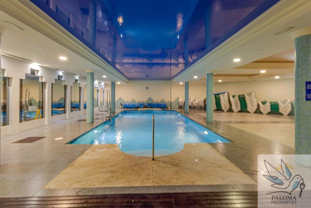 Apartment 2 Bdr With Heated Pool & Jacuzzi Benalmadena