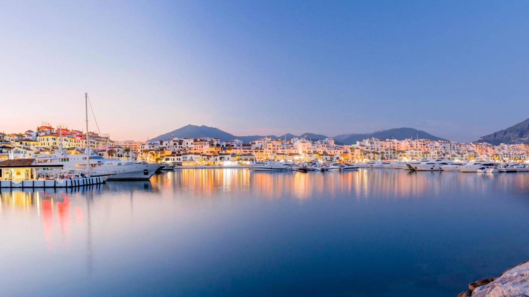 Apartment Bonanza Deluxe - Easy Walk To Beach, Marina And Shops