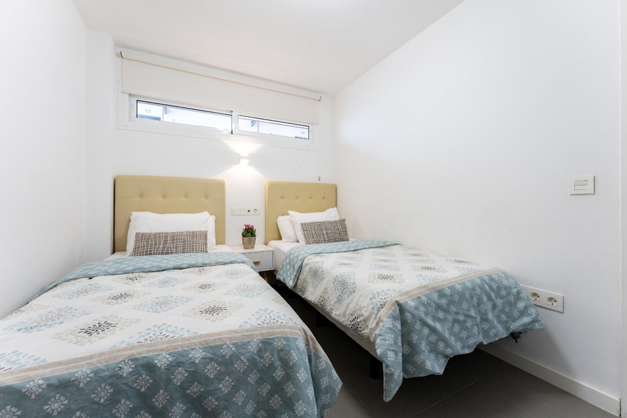 Apartment Bonanza Deluxe - Easy Walk To Beach, Marina And Shops Benalmadena