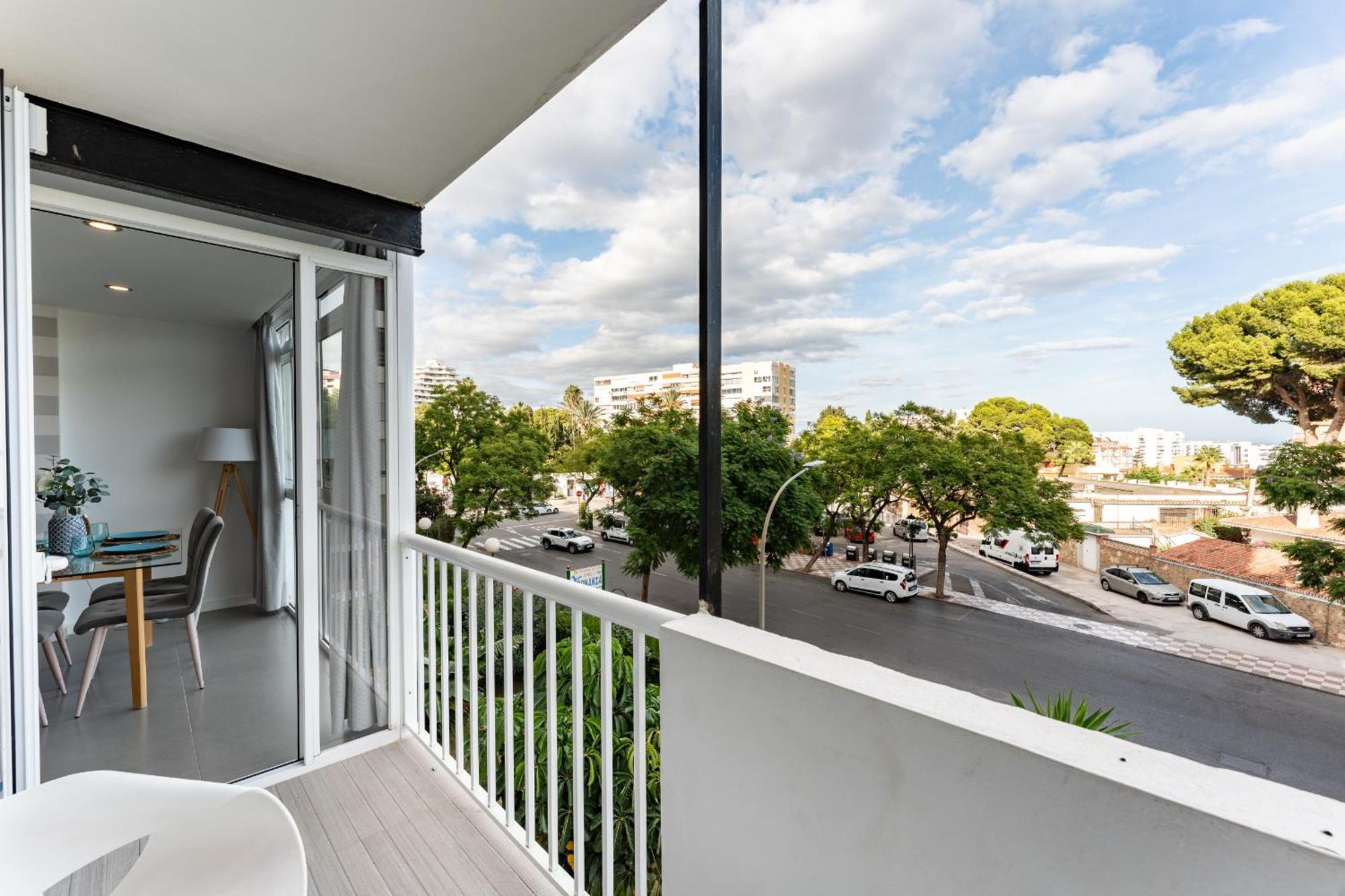 Apartment Bonanza Deluxe - Easy Walk To Beach, Marina And Shops *
