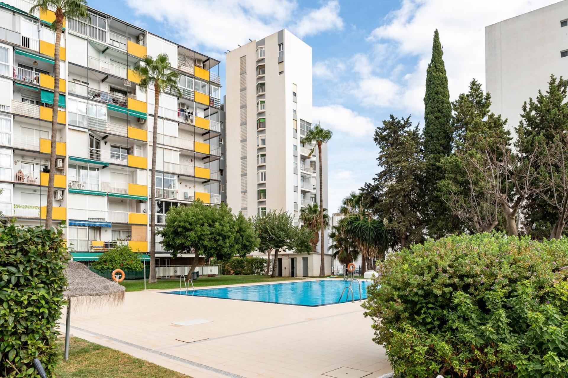 Bonanza Deluxe - Easy Walk To Beach, Marina And Shops Apartment Benalmadena