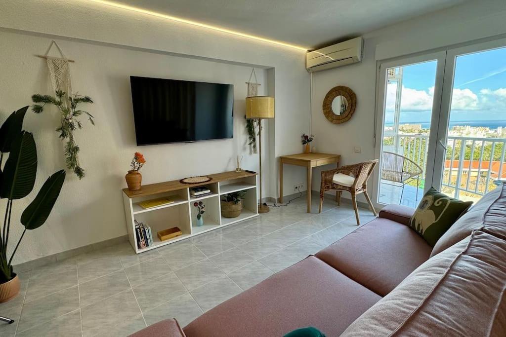 Pura Vida King-size Bed Sea And Mountain View