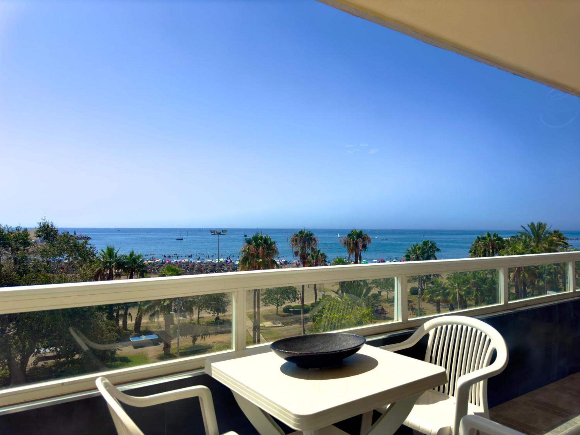 Vistas Al Mar Junto Puerto Marina * Benalmadena