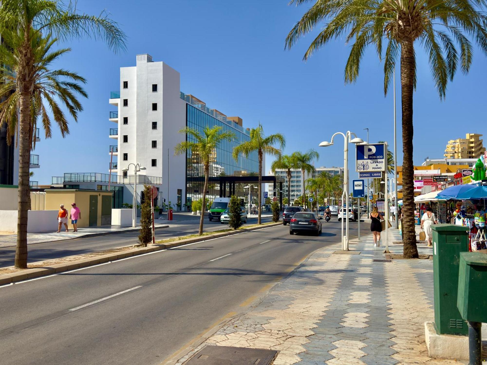 Apartment Vistas Al Mar Junto Puerto Marina
