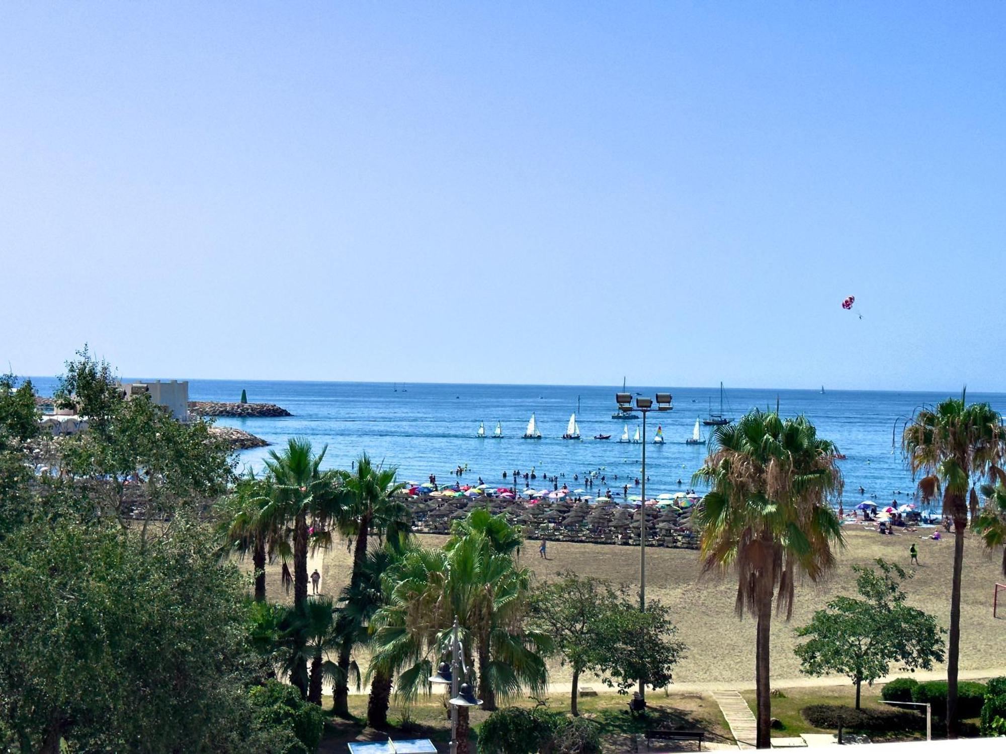Vistas Al Mar Junto Puerto Marina Apartment Benalmadena
