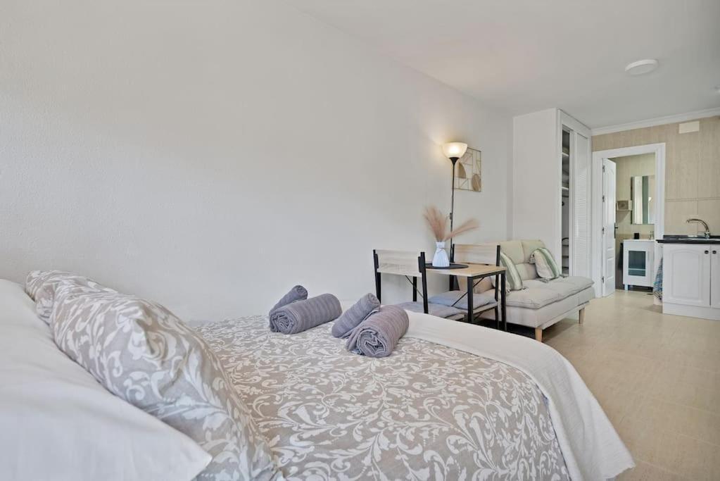 Estudio Con Wifi Piscina Y Parking En - Acuario 5 Appartement