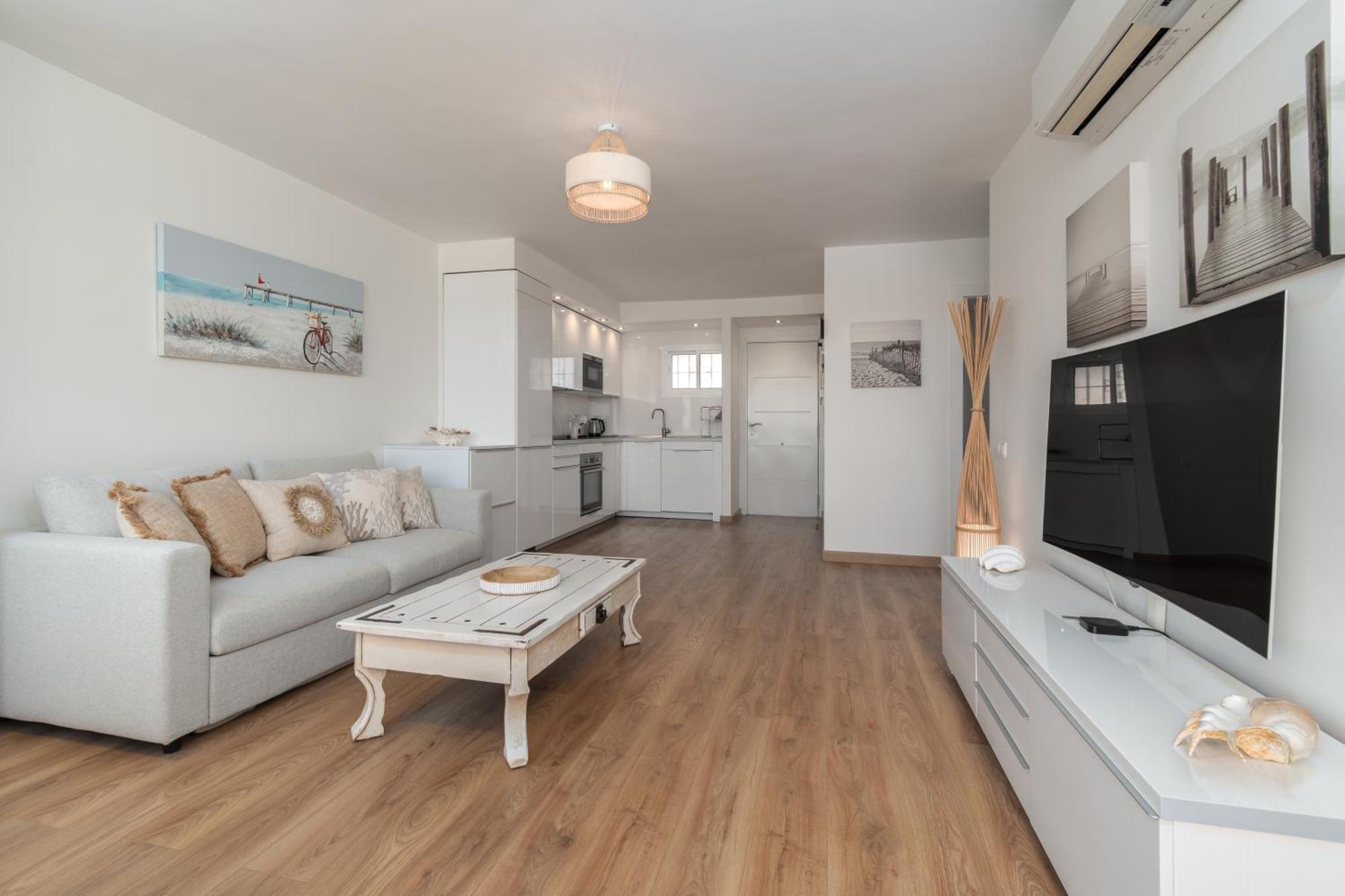 Luxury Ocean View Apartment *