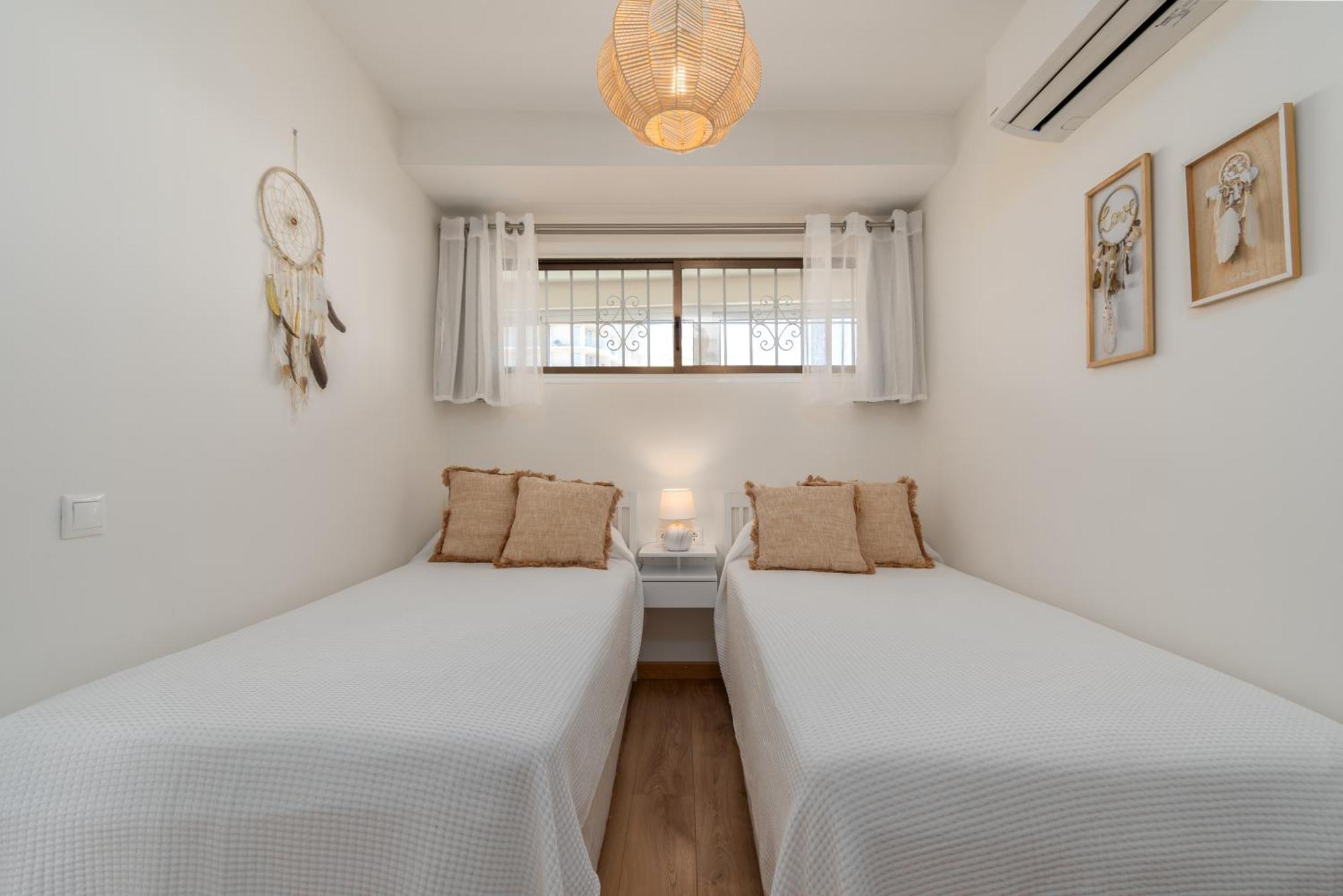 Luxury Ocean View Apartment *