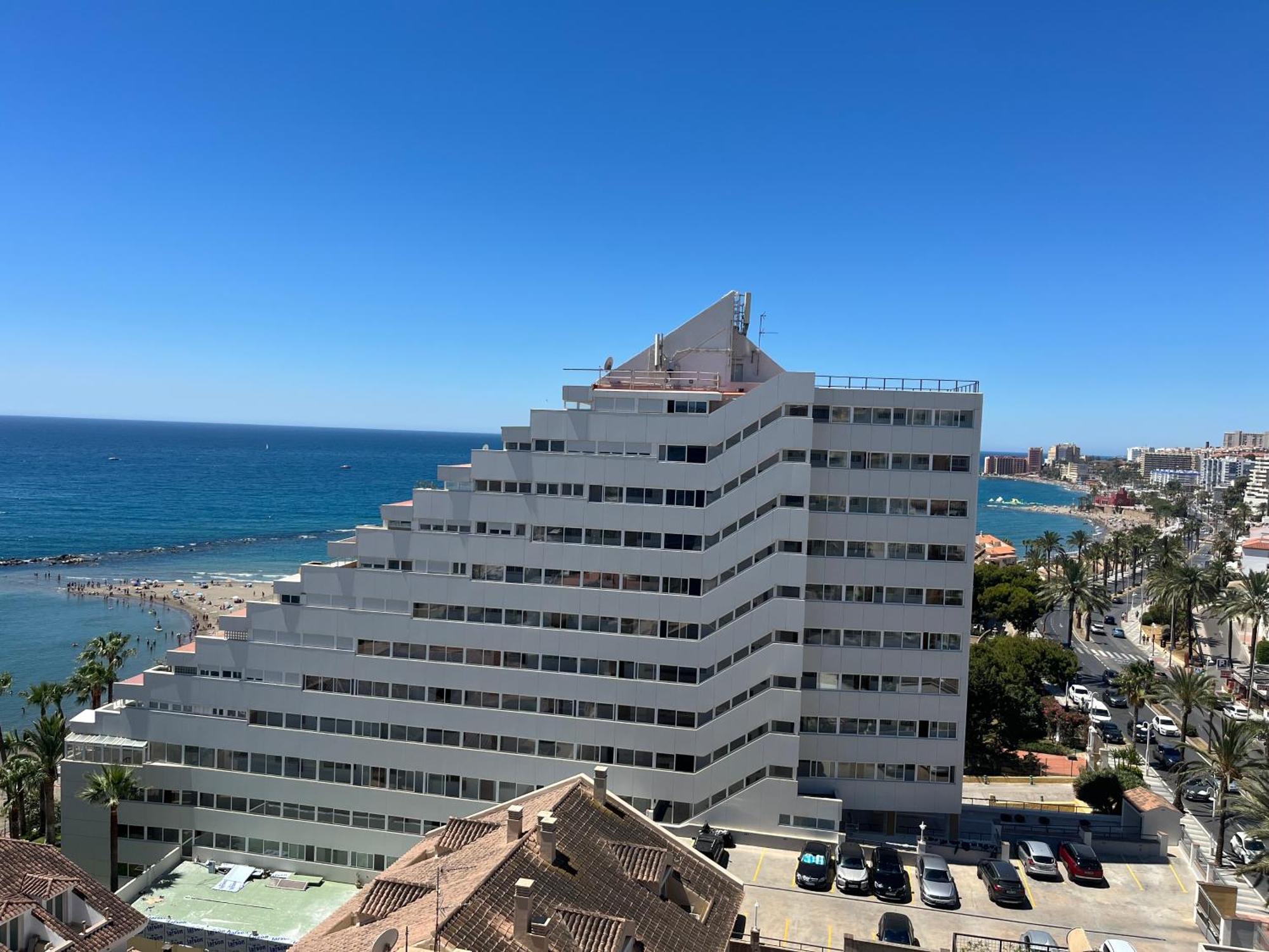Luxury Ocean View Apartment *