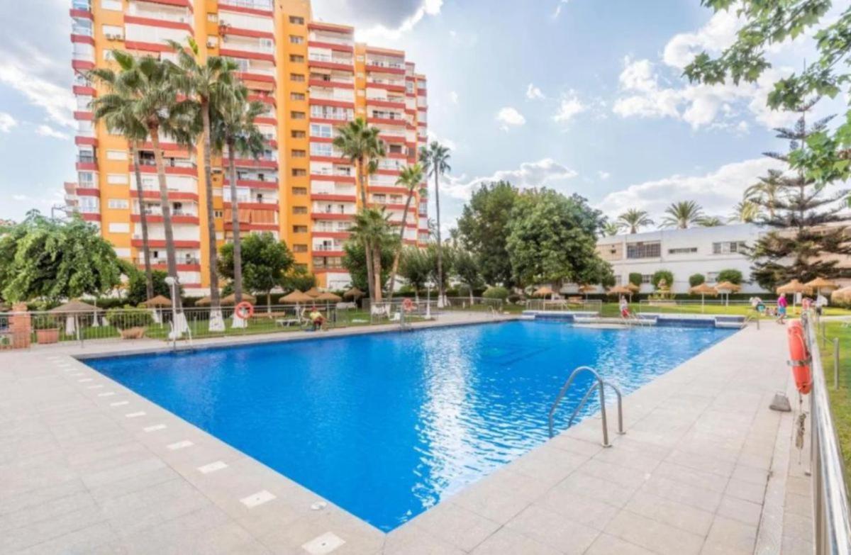 In Avenida Alay, 2 Apartment Benalmadena