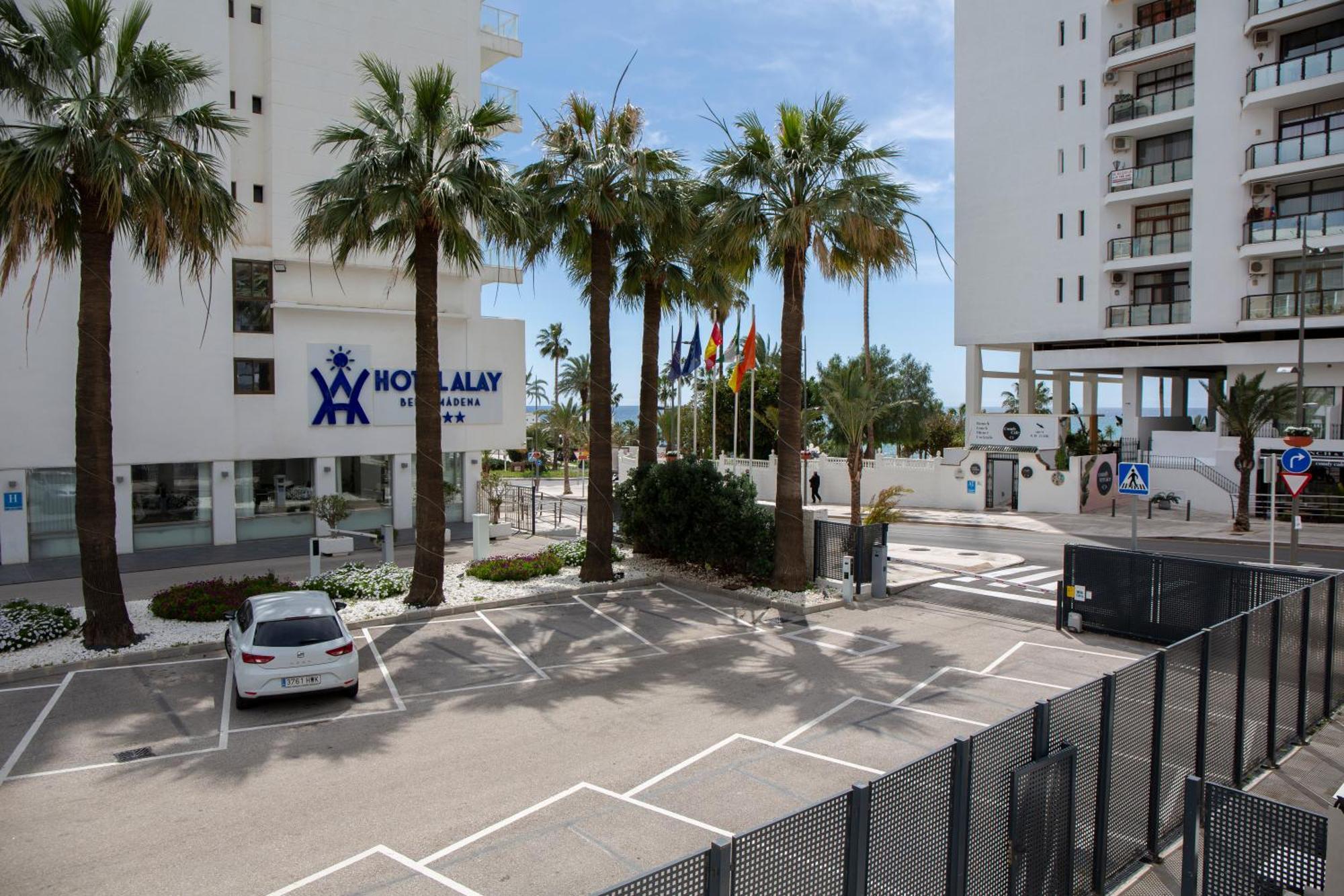 Alay Puerto Marina Apartment