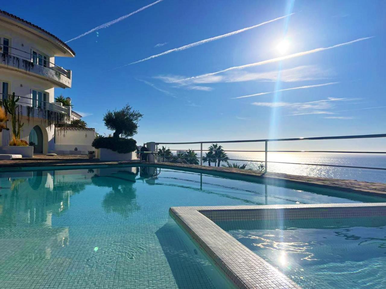 Villa R7- Luxury With Ocean Views *