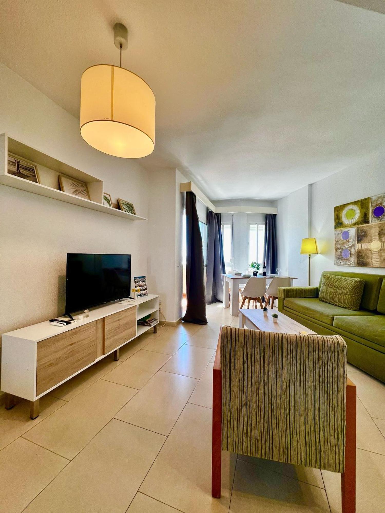 Apartment Frontal Sea View Benalbeach