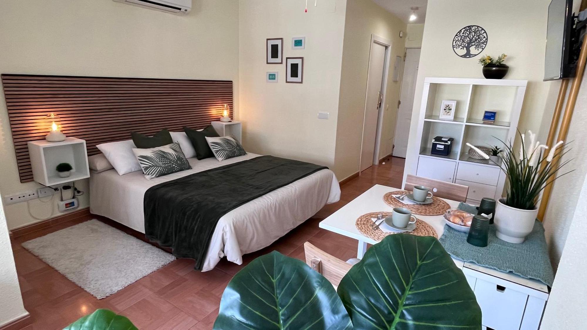 Coastal Feeling, Pools & Views Apt Agata
