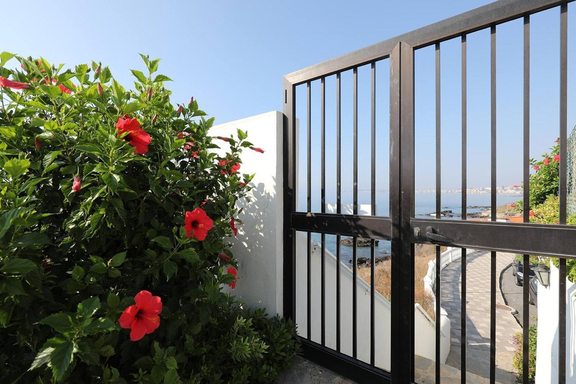 Apartment 082 - Stunning Sea Views Beachfront *