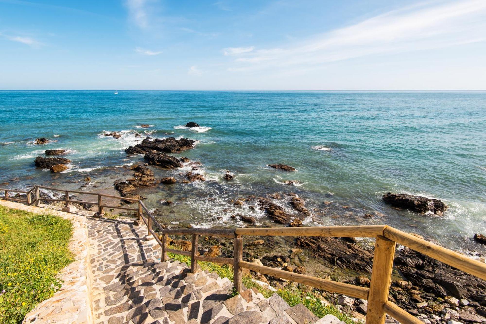 Coral Island Mediterranean Duplex Penthouse Apartment