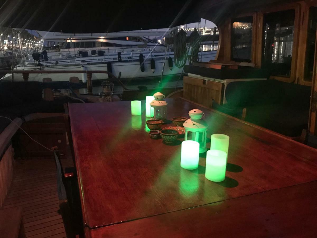 Botel Boat The Umoja Experience