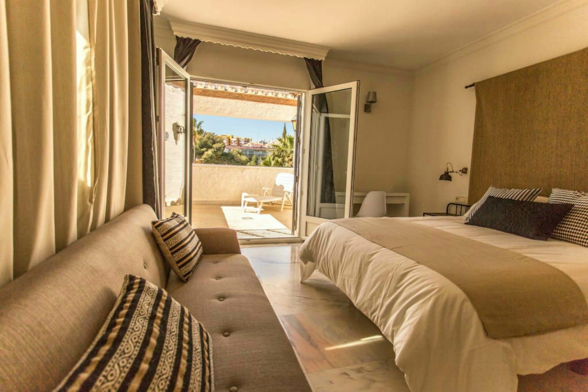 Luxury Puerto Marina *