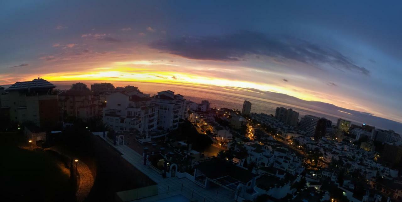 Atico De Lujo Vistas Al Mar Benalmádena