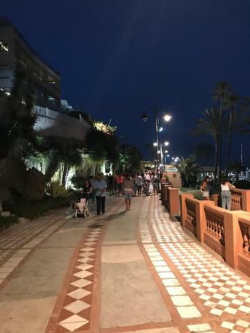 Marina Apartment *