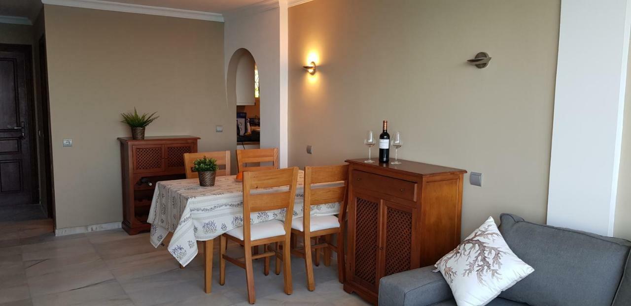 Autentico La Perla Playa Apartment Benalmadena