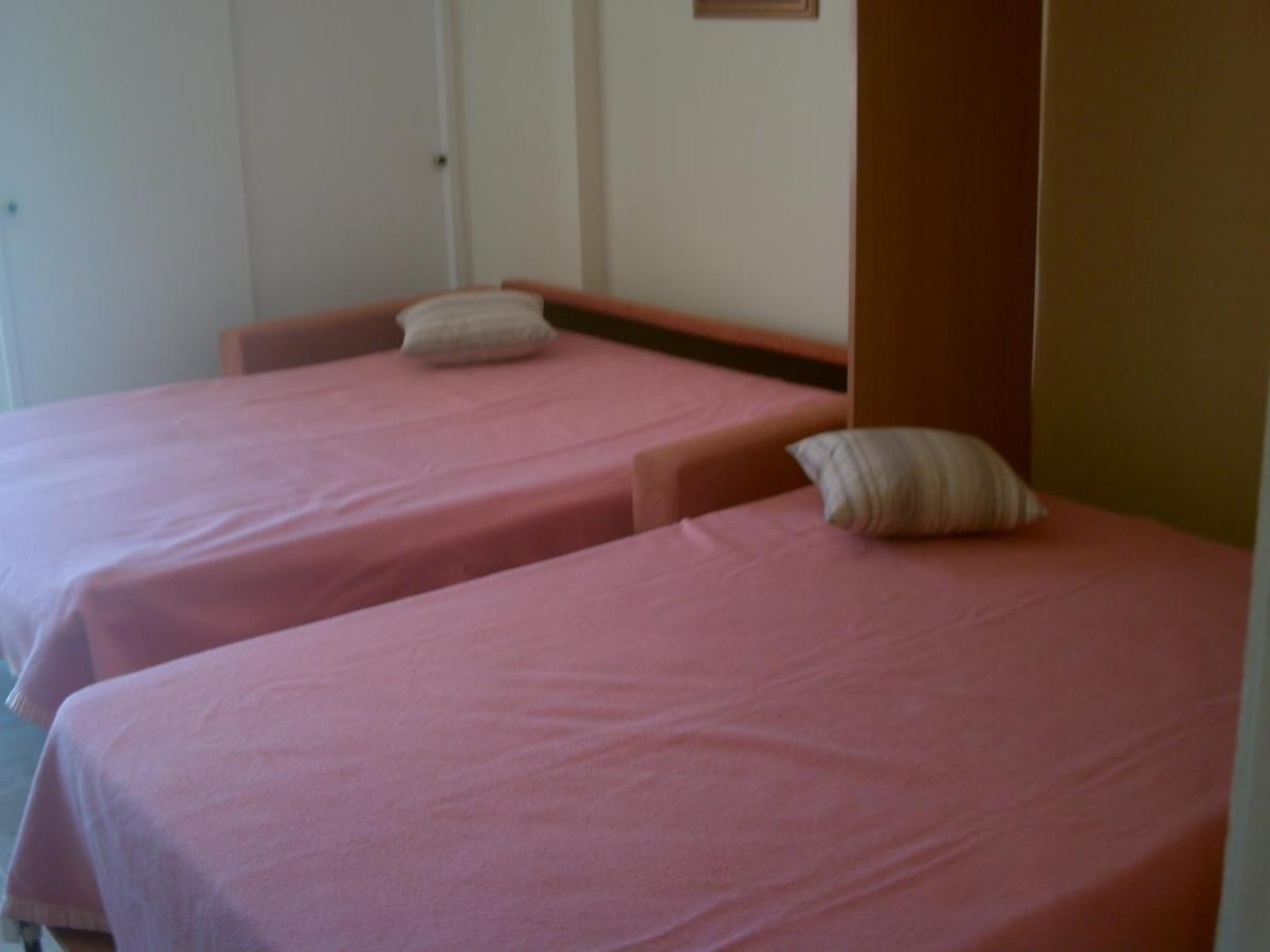 Estudio J-60, Terraza & 1º Planta Apartment *